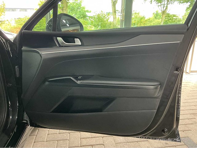 Kia k5 lx | 1.6 t-gdi | 2021 | 182 pk | 8 traps automaat | 45.100 km | btw auto - afbeelding 18 van  31