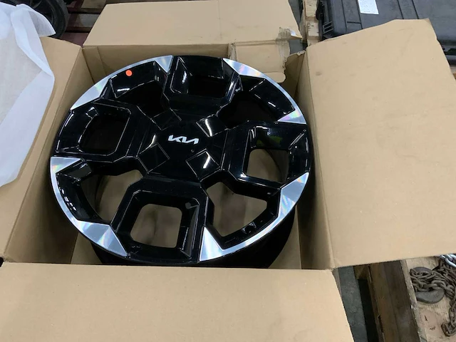 Kia lichtmetalen velgset - afbeelding 1 van  7