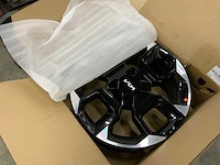 Kia lichtmetalen velgset - afbeelding 7 van  7