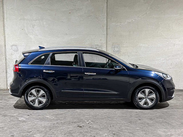 Kia niro 1.6 gdi hybrid dynamicline 141pk 2018 (origineel-nl + 1e eigenaar), sk-042-g - afbeelding 2 van  44