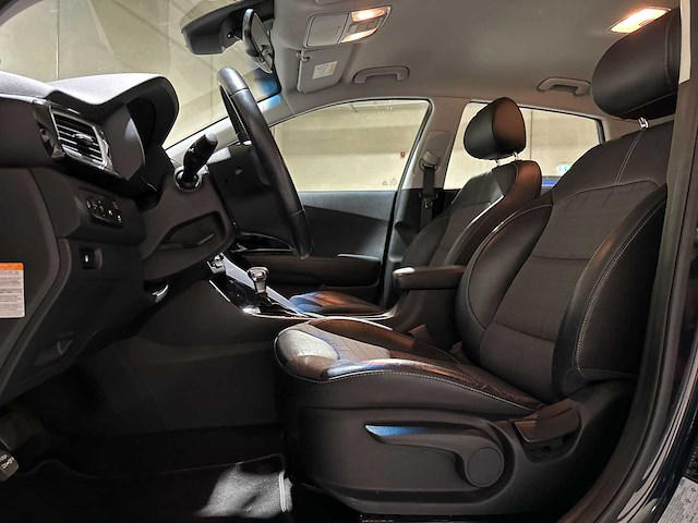 Kia niro 1.6 gdi hybrid dynamicline 141pk 2018 (origineel-nl + 1e eigenaar), sk-042-g - afbeelding 27 van  44