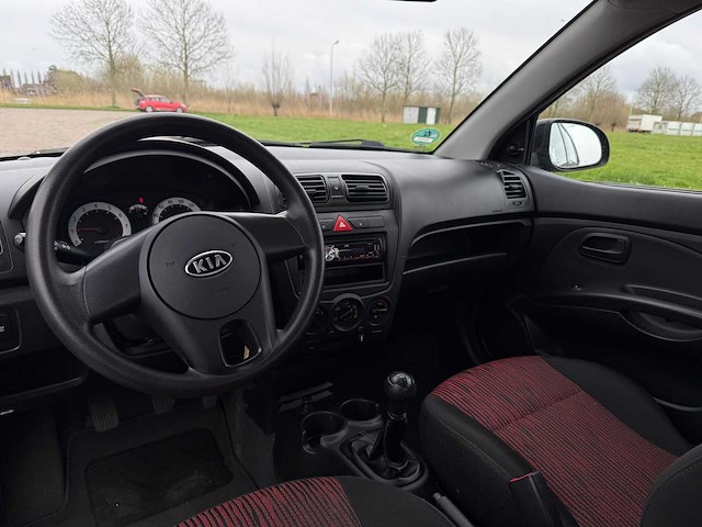 Kia picanto 1.0 seven, 66-pxf-3 - afbeelding 10 van  15