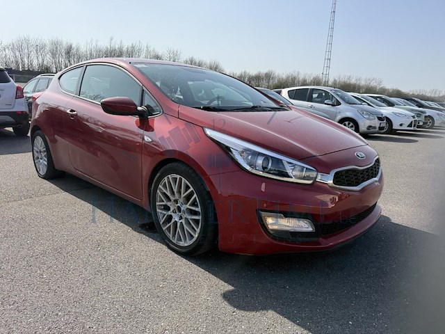 Kia pro_cee'd - 2013 1.6 crdi lounge isg, 2013 - afbeelding 21 van  27