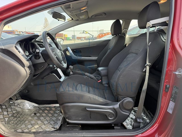 Kia pro_cee'd - 2013 1.6 crdi lounge isg, 2013 - afbeelding 26 van  27