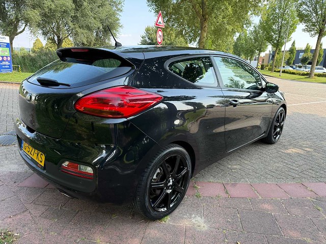 Kia pro_cee'd 1.4 cvvt nav.pl.pack 8 * g-527-ks - afbeelding 13 van  19