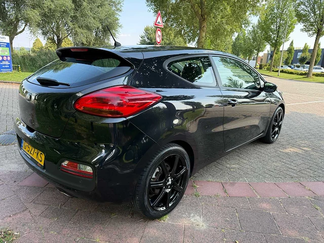 Kia pro_cee'd 1.4 cvvt nav.pl.pack 8 *, g-527-ks - afbeelding 13 van  19
