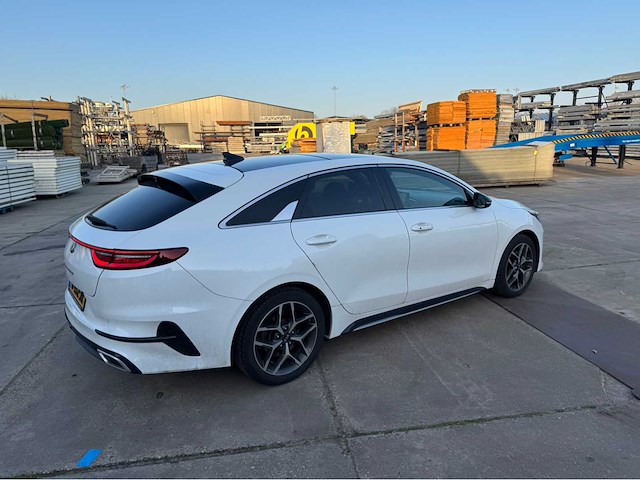 Kia proceed personenauto - afbeelding 7 van  12