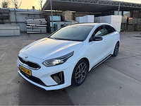 Kia proceed personenauto - afbeelding 8 van  13