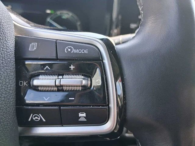 Kia sorento 1.6 t-gdi hybrid 2wd dynamic plus line | 7-persoons | 2022 | p-268-kz - afbeelding 24 van  43