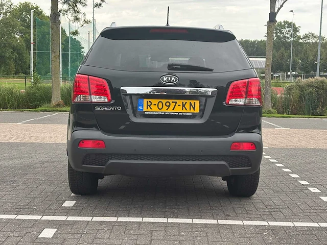 Kia sorento 2.4 x-ecutive 4wd | r-097-kn i - afbeelding 13 van  17