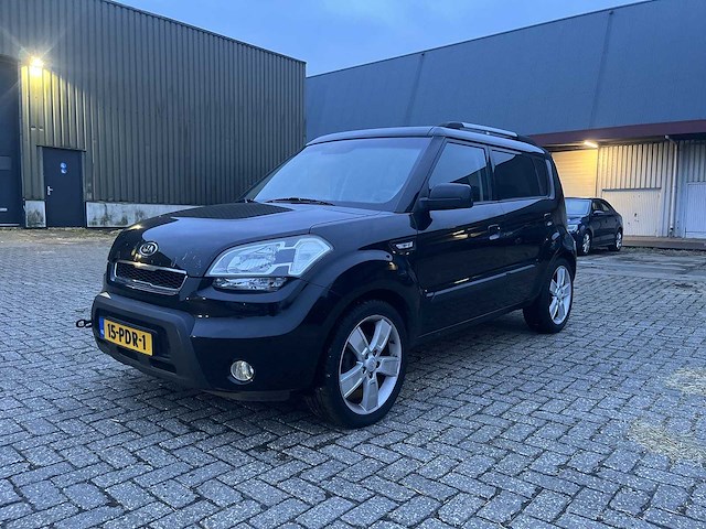 Kia soul 1.6 x-ecutive 2011 | 15-pdr-1 - afbeelding 1 van  8