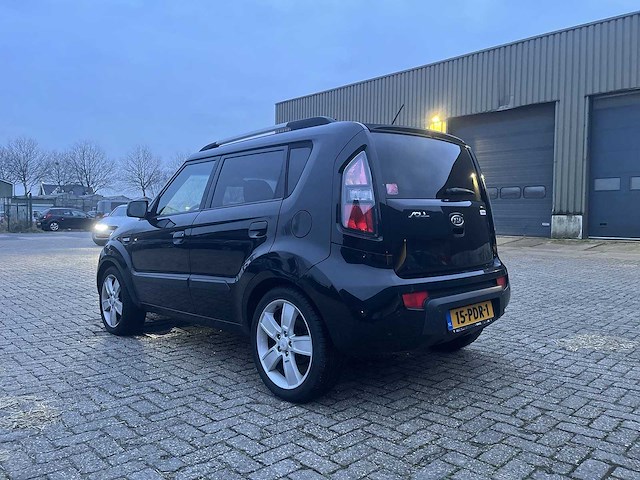 Kia soul 1.6 x-ecutive 2011 | 15-pdr-1 - afbeelding 7 van  8
