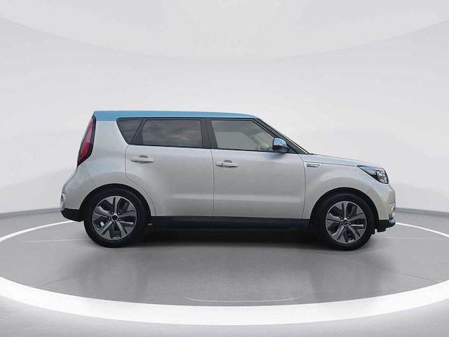 Kia soul ev executive line 27 kwh | n-110-lj - afbeelding 14 van  28