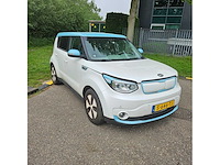 Kia soul ev executiveline 27 kwh automaat, s-646-tj fotos - afbeelding 2 van  9