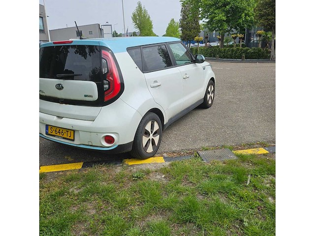 Kia soul ev executiveline 27 kwh automaat, s-646-tj fotos - afbeelding 3 van  9