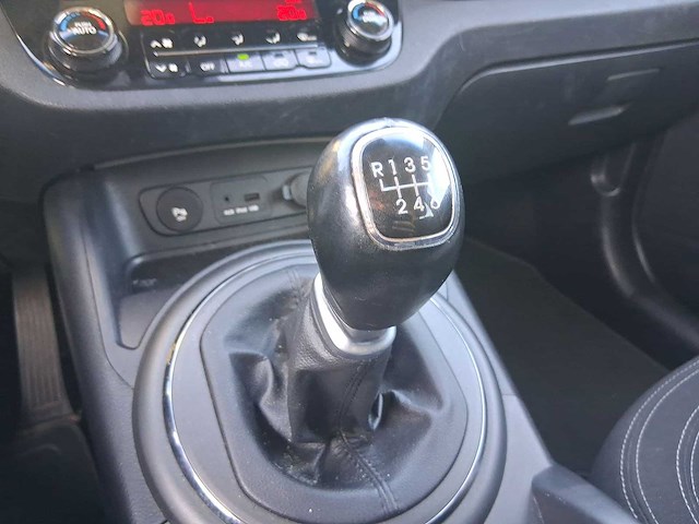 Kia sportage 1.6 gdi 20th anniversary 2013 | 4-krl-19 - afbeelding 17 van  29