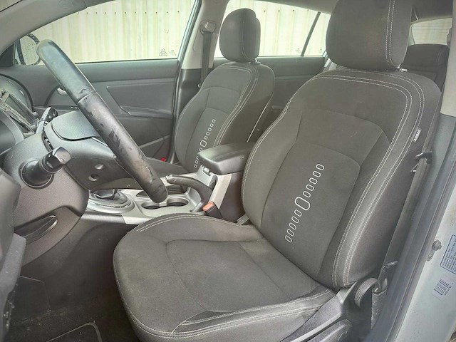 Kia sportage 1.6 gdi comfortline; gh-275-k - afbeelding 15 van  17