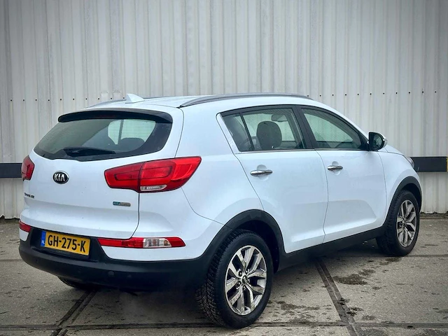 Kia sportage 1.6 gdi comfortline* gh-275-k - afbeelding 10 van  17