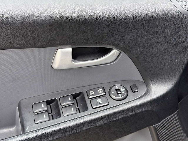 Kia sportage 2.0 x-clusive automaat | 57-ppp-6 - afbeelding 2 van  33