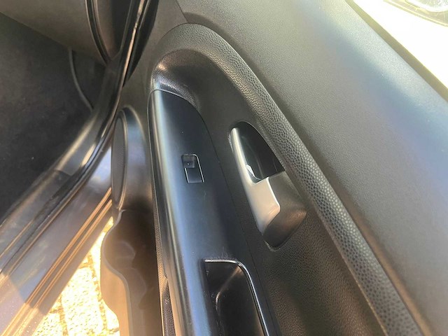 Kia venga 1.4 cvvt super pack airco cruise navi, 03-zhn-9 - afbeelding 16 van  25