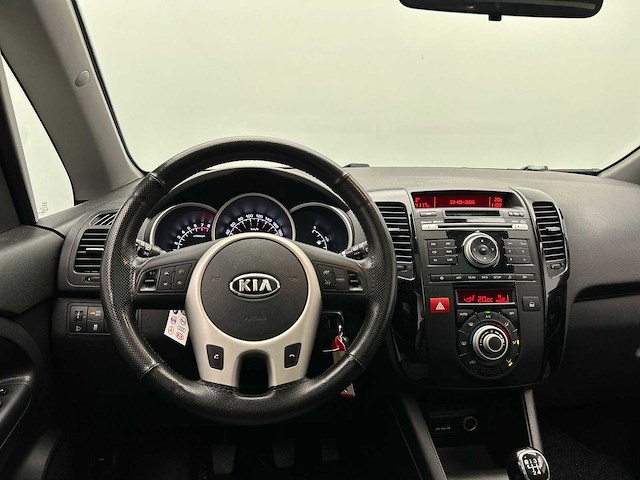 Kia venga 1.4 cvvt x-ecutive 2010 | 49-lhb-8 - afbeelding 16 van  40