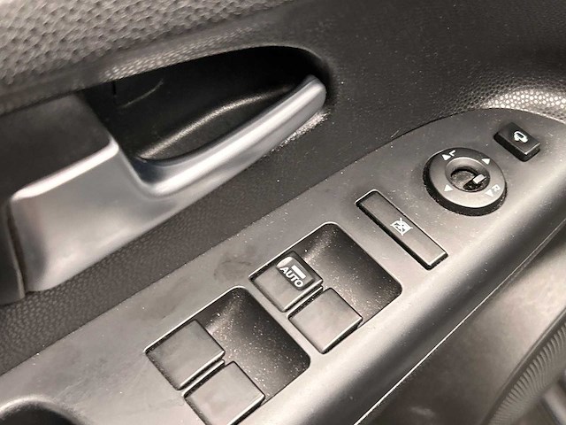 Kia venga 1.4 cvvt x-ecutive 2010 | 49-lhb-8 - afbeelding 37 van  40