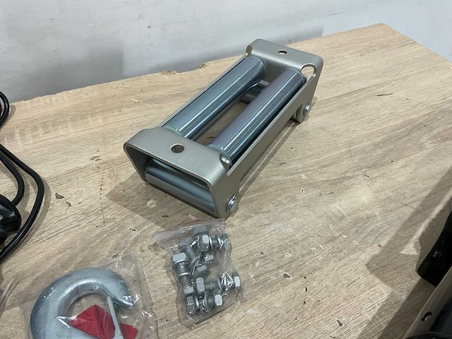 Kibani - 12v 5897 kg - lier - afbeelding 6 van  10