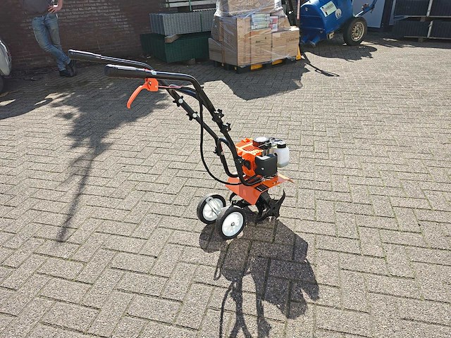 Kibani - mini grondfrees - afbeelding 4 van  9