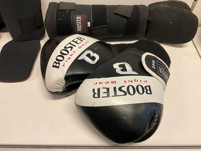 Kickbox uitrusting - afbeelding 1 van  1