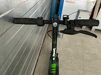 Kick&go bombru elektrische step - afbeelding 6 van  9