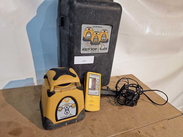 Kieboom lb700 afschotlaser - afbeelding 1 van  2