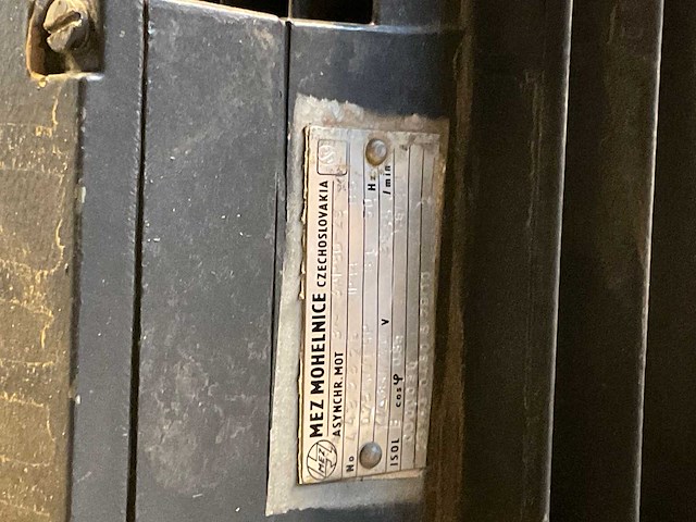 Kiekens d4 111 stofafzuiginstallatie - afbeelding 1 van  1