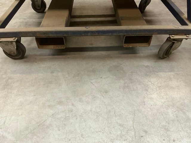 Kiepcontainer - afbeelding 5 van  9