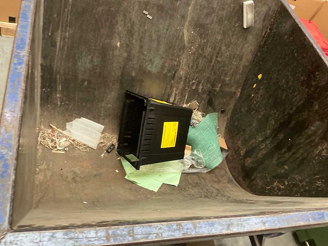 Kiepcontainer - afbeelding 9 van  9