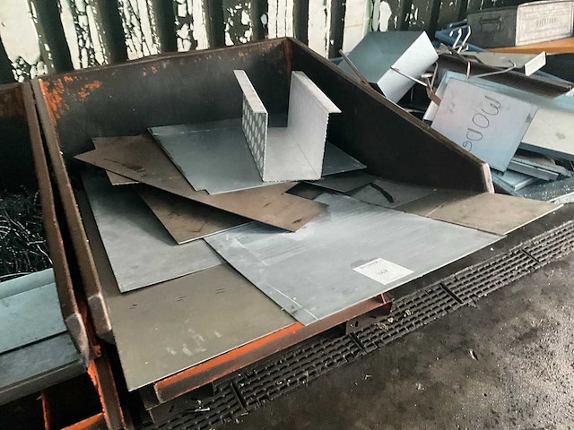 Kiep/kantelcontainer (11x) - afbeelding 13 van  17