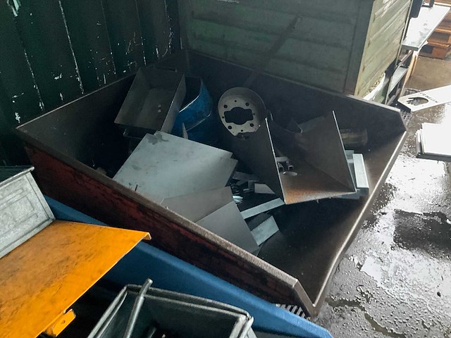 Kiep/kantelcontainer (11x) - afbeelding 15 van  17