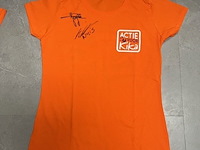 Kika t-shirt, gesigneerd door joy beune en kjeld nuis, maat l - afbeelding 1 van  6