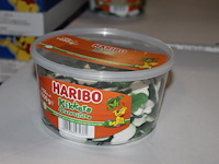 Kikkers haribo in 8 overdozen met 6 emmers a 150 stuks. tht 7-2026. - afbeelding 1 van  2