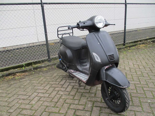Killerbee - bromscooter - vxl - scooter - afbeelding 8 van  12