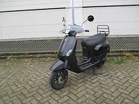 Killerbee - bromscooter - vxl injectie - scooter - afbeelding 4 van  11