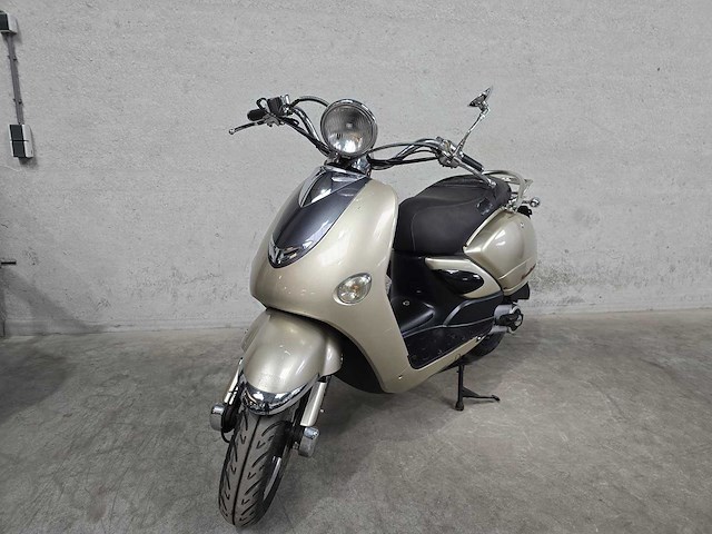 Killerbee - snor scooter - retro - 4t moped voor onderdelen - afbeelding 3 van  5