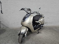 Killerbee - snor scooter - retro - 4t moped voor onderdelen - afbeelding 3 van  5