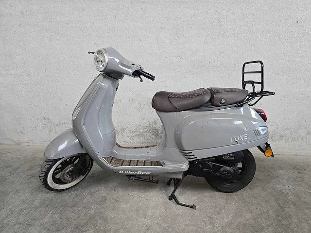 Killerbee - snorscooter - luxe - 4t 25km uitvoering fdb52s - afbeelding 1 van  7