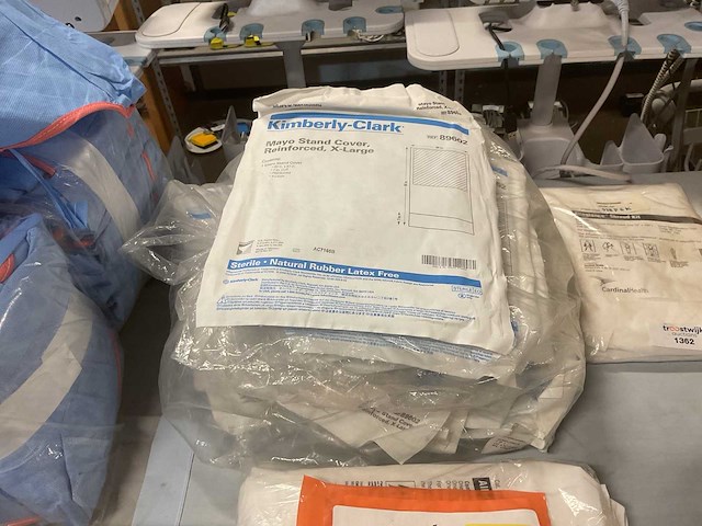 Kimberley clark mayo stand cover - afbeelding 1 van  4