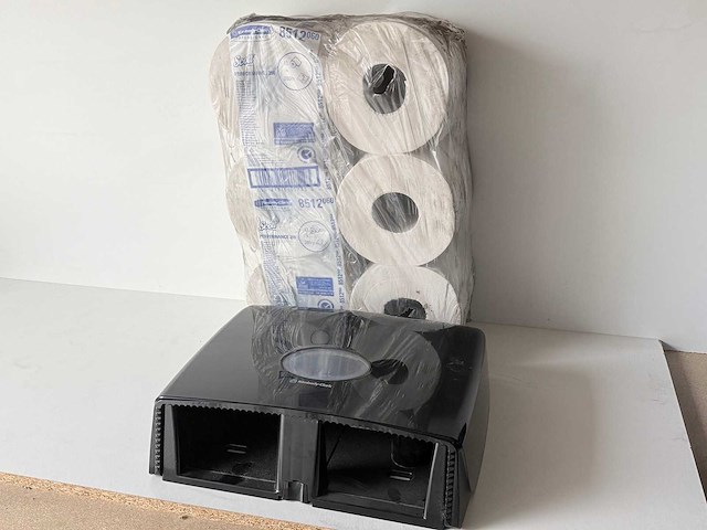 Kimberly-clark - dispencer + 2400m wc-papier - afbeelding 4 van  5