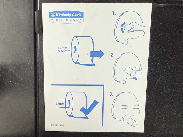 Kimberly-clark - dispencer + 2400m wc-papier - afbeelding 5 van  5