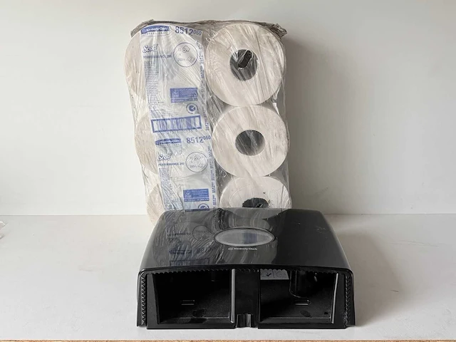 Kimberly-clark - dispencer + 2400m wc-papier - afbeelding 1 van  5