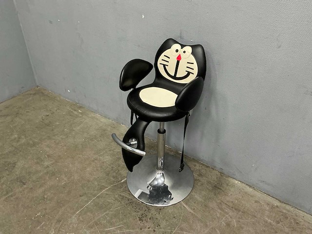 Kinder - barber chair - afbeelding 1 van  10