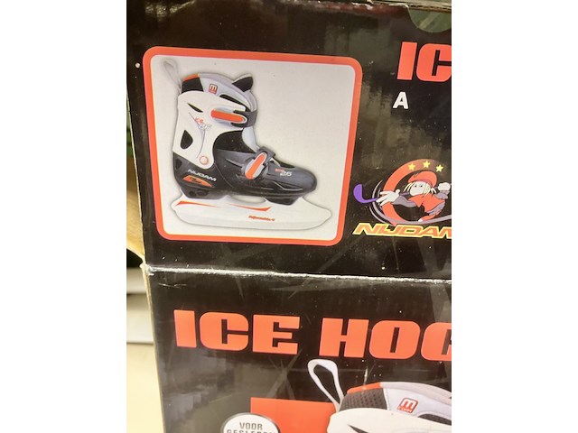 Kinder ijshockeyschaatsen van nijdam verstelbaar maat 30 tot 33 - afbeelding 3 van  9