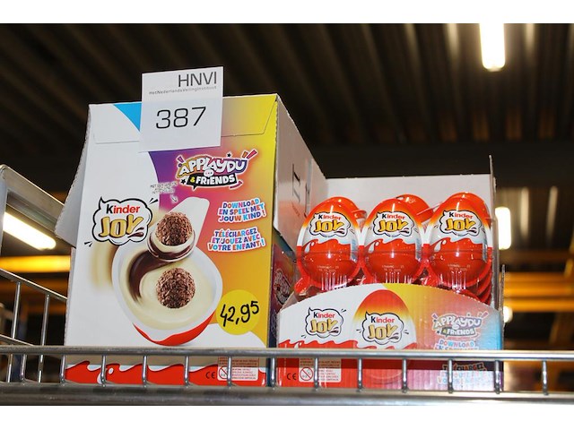 Kinder joy in 2 verpakkingen. tht 10-25. - afbeelding 1 van  2